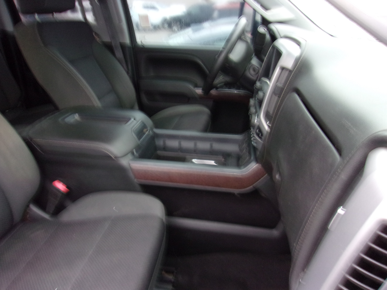 GMC Sierra 2500HD 4WD Double Cab 144.2" SLE 2015