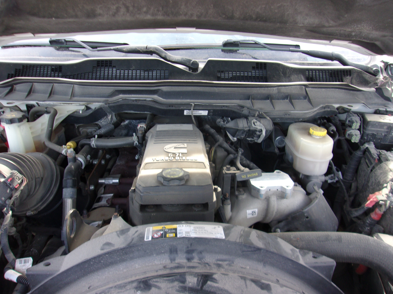 RAM 2500 Laramie 4x4 Mega Cab 6'4" Box 2018