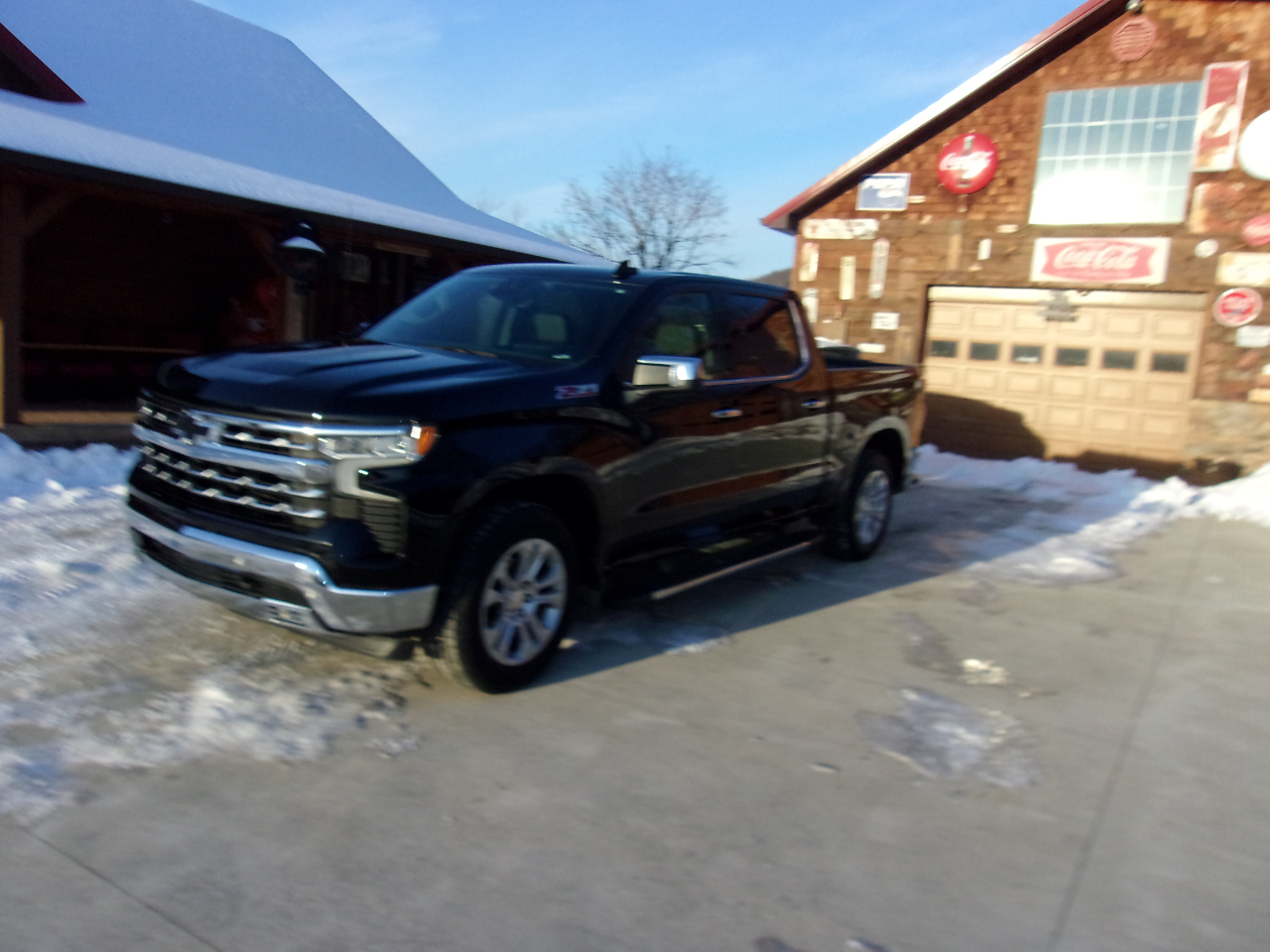Chevrolet Silverado 1500 4WD Crew Cab 147" LTZ 2022