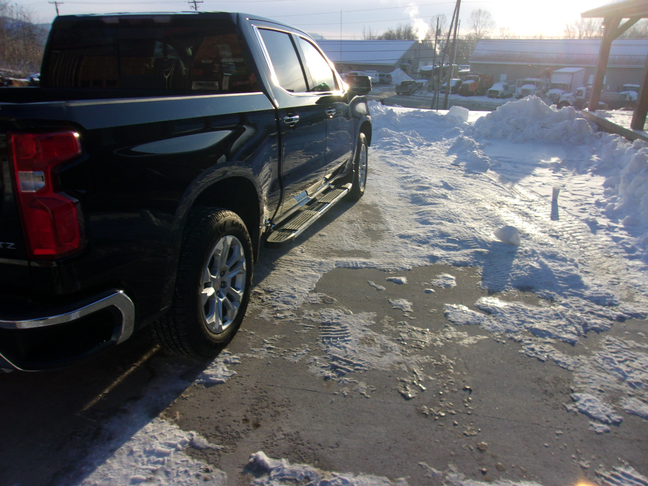 Chevrolet Silverado 1500 4WD Crew Cab 147" LTZ 2022