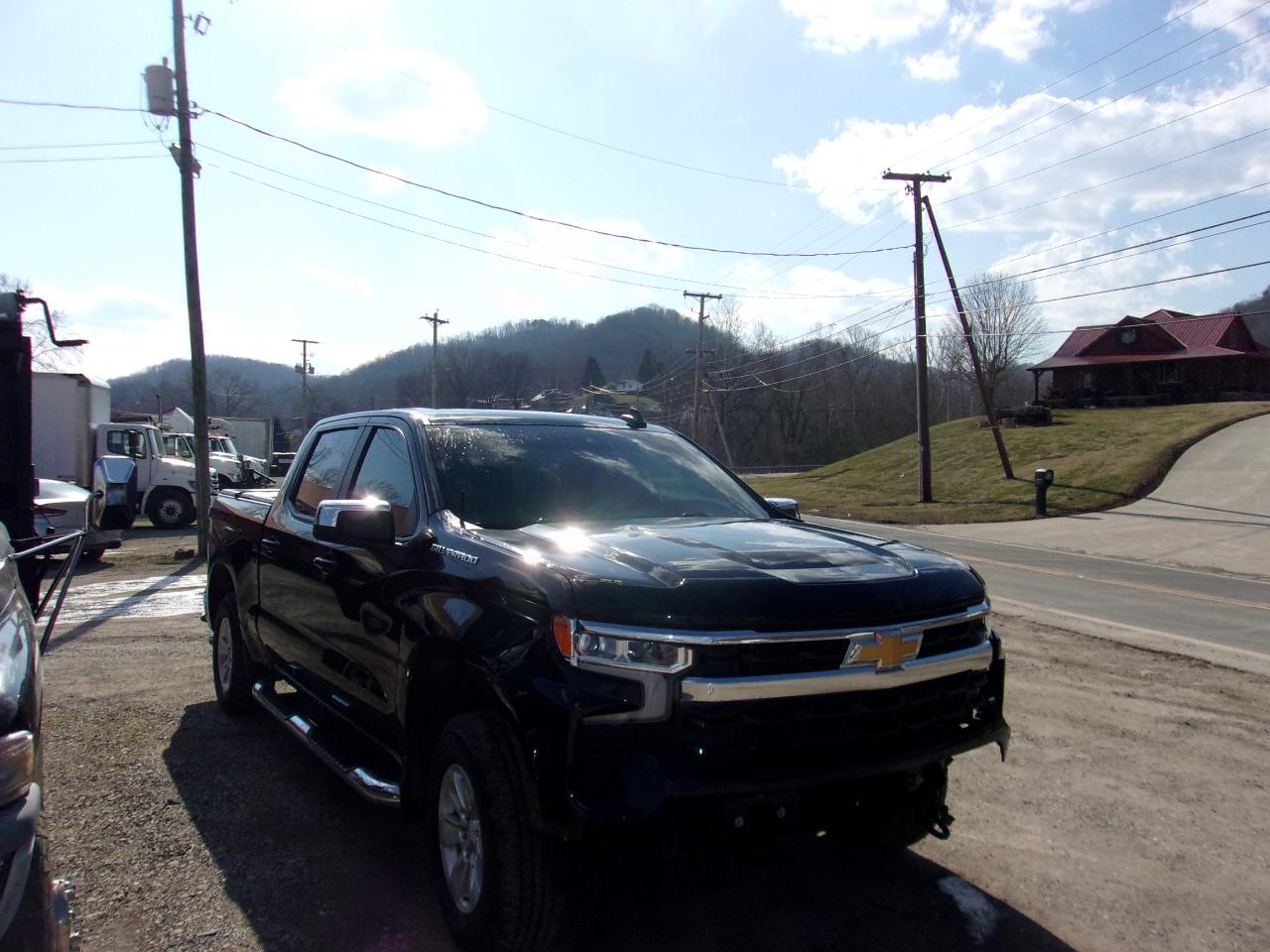 Chevrolet Silverado 1500 4WD Crew Cab 147" LT w/1LT 2023