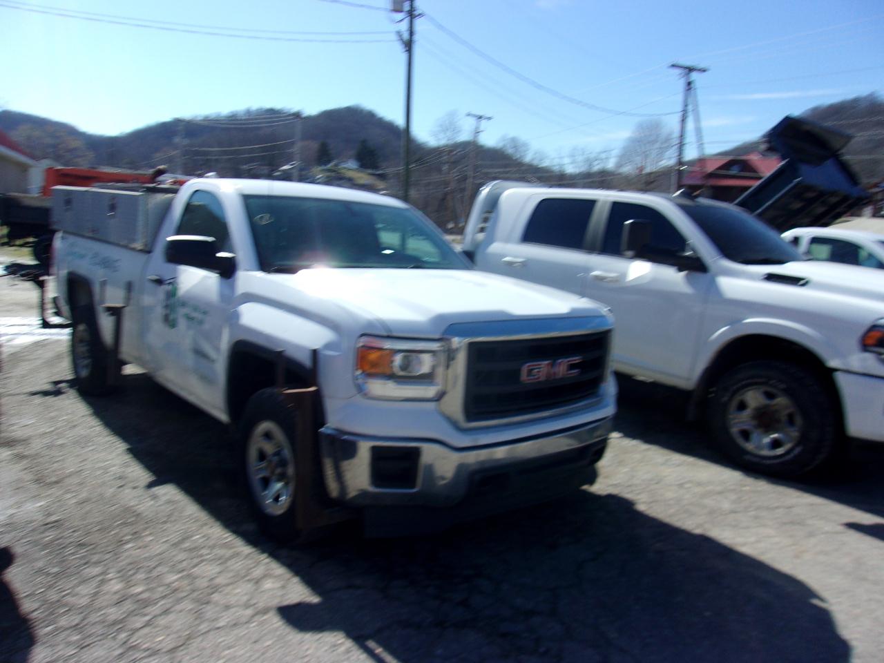 2015 GMC Sierra 1500 4WD Reg Cab 133.0"