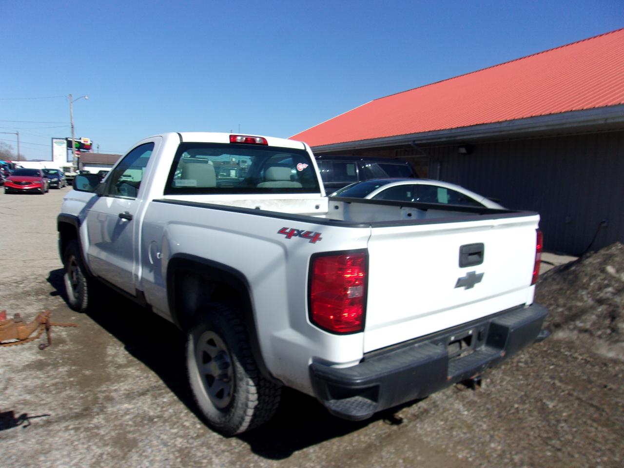 Chevrolet Silverado 1500 4WD Reg Cab 119.0" Work Truck w/1WT 2014