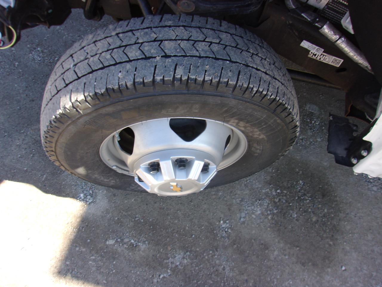 Chevrolet Silverado 3500HD CC 4WD Crew Cab 177" WB, 60" CA Work Truck 2025