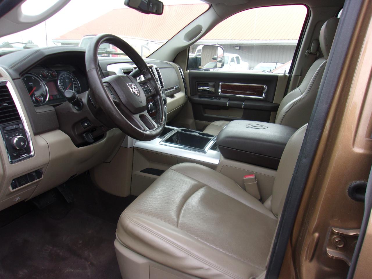 RAM 2500 4WD Crew Cab 149" Laramie 2012