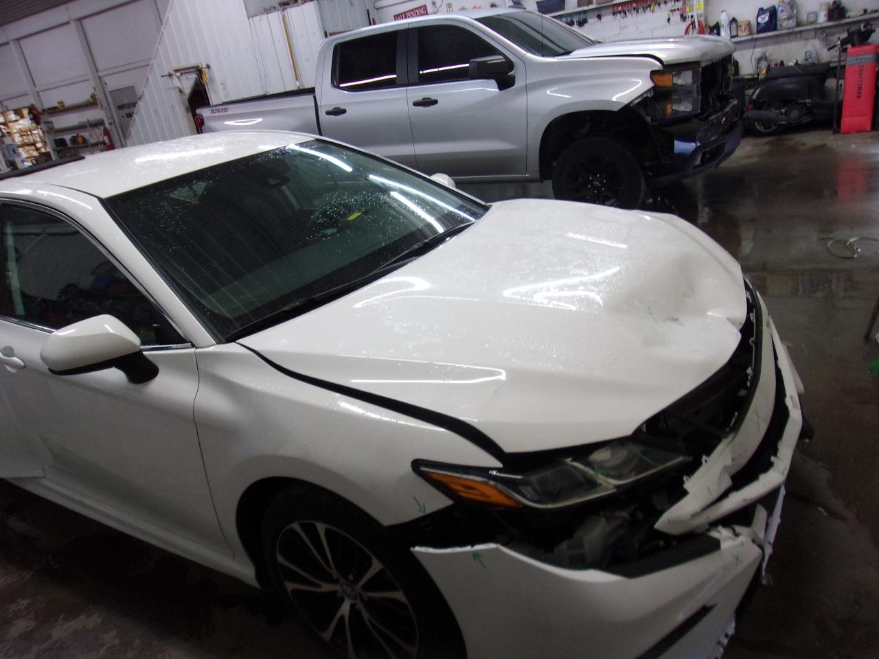 Toyota Camry XLE Auto (Natl) 2019