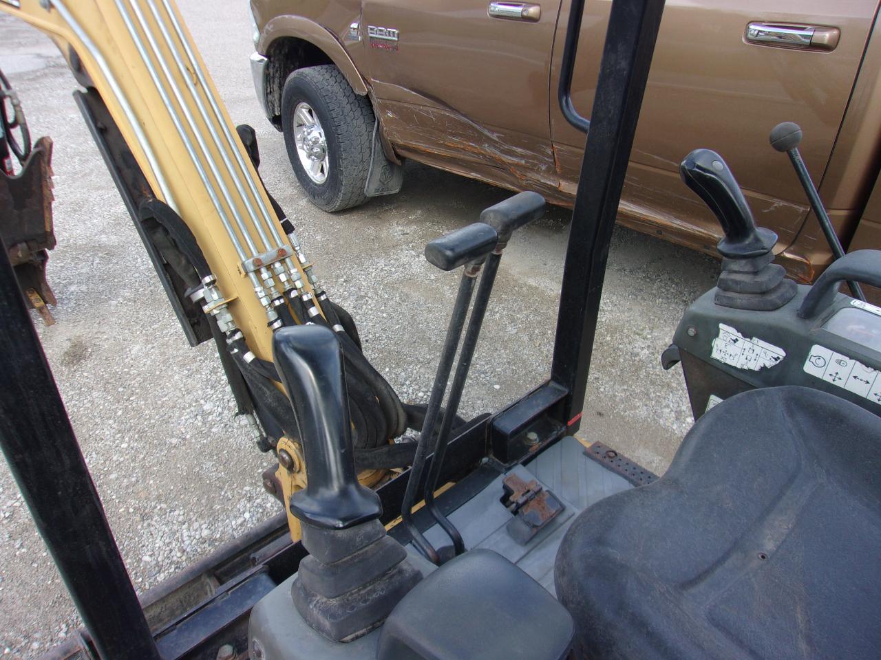 Caterpillar 300BL  2011