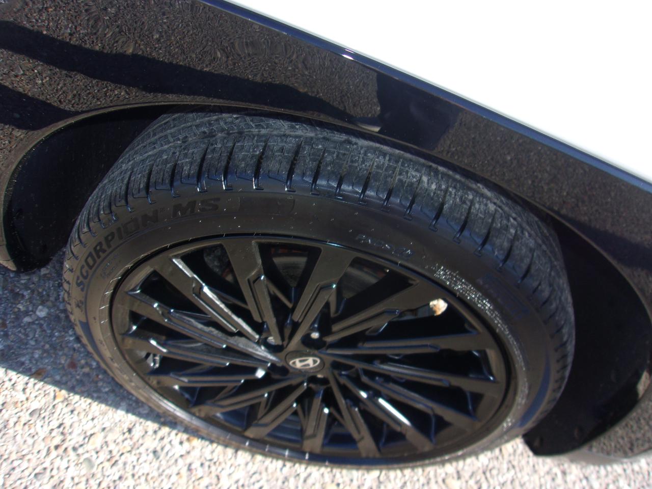 Hyundai Santa Fe Calligraphy AWD 2025