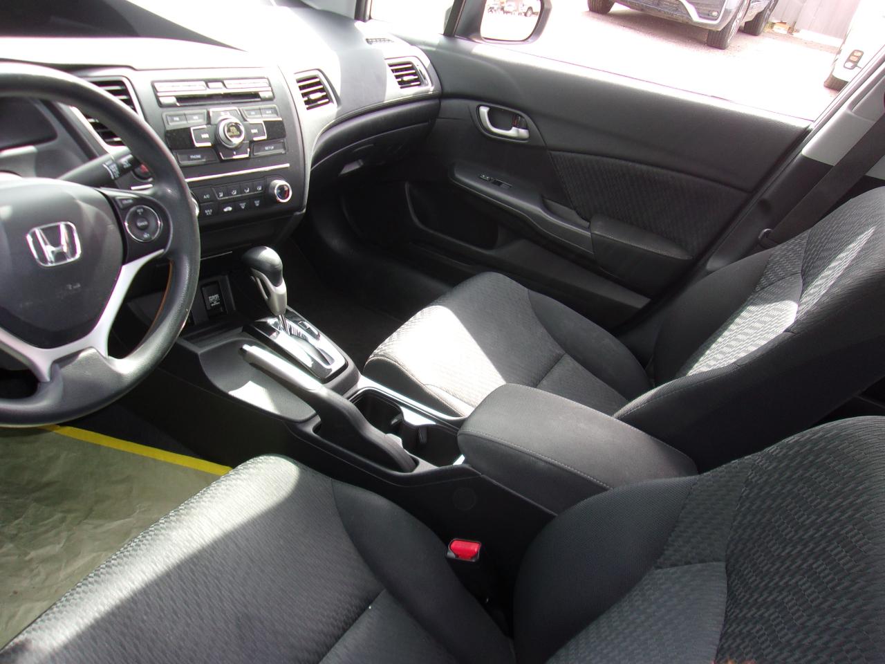Honda Civic Sedan 4dr CVT LX 2015