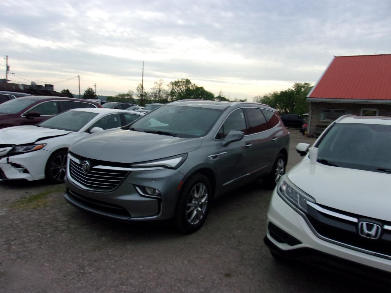 Buick Enclave AWD 4dr Essence 2023