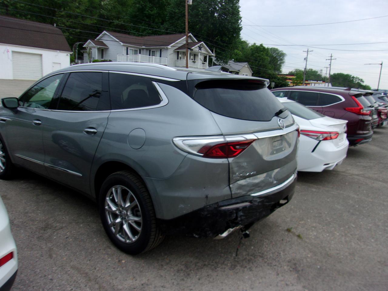 Buick Enclave AWD 4dr Essence 2023