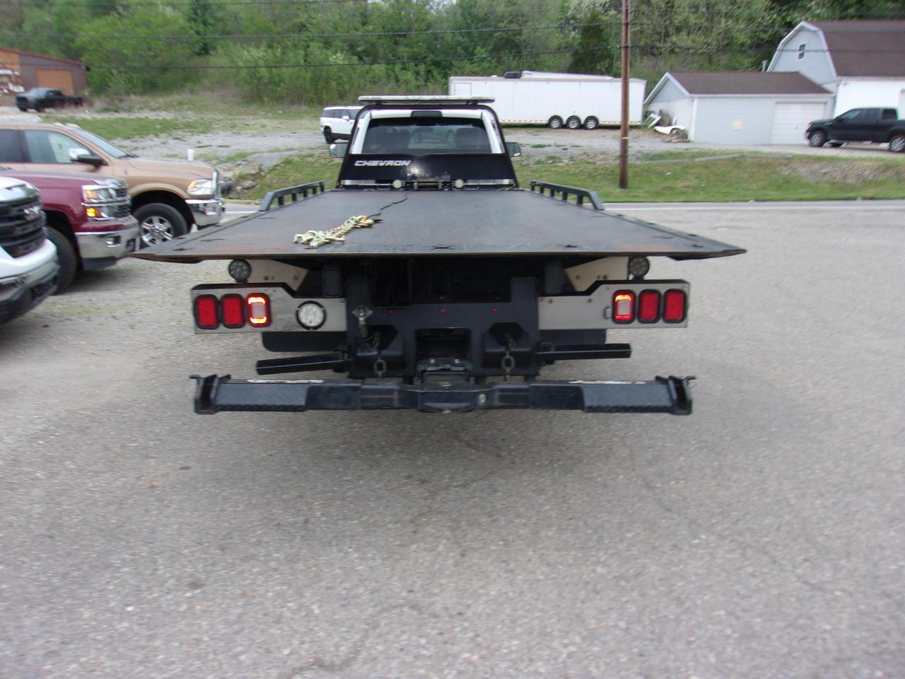 RAM 5500 Chassis Cab SLT 4x2 Reg Cab 120" CA 204.5" WB 2019