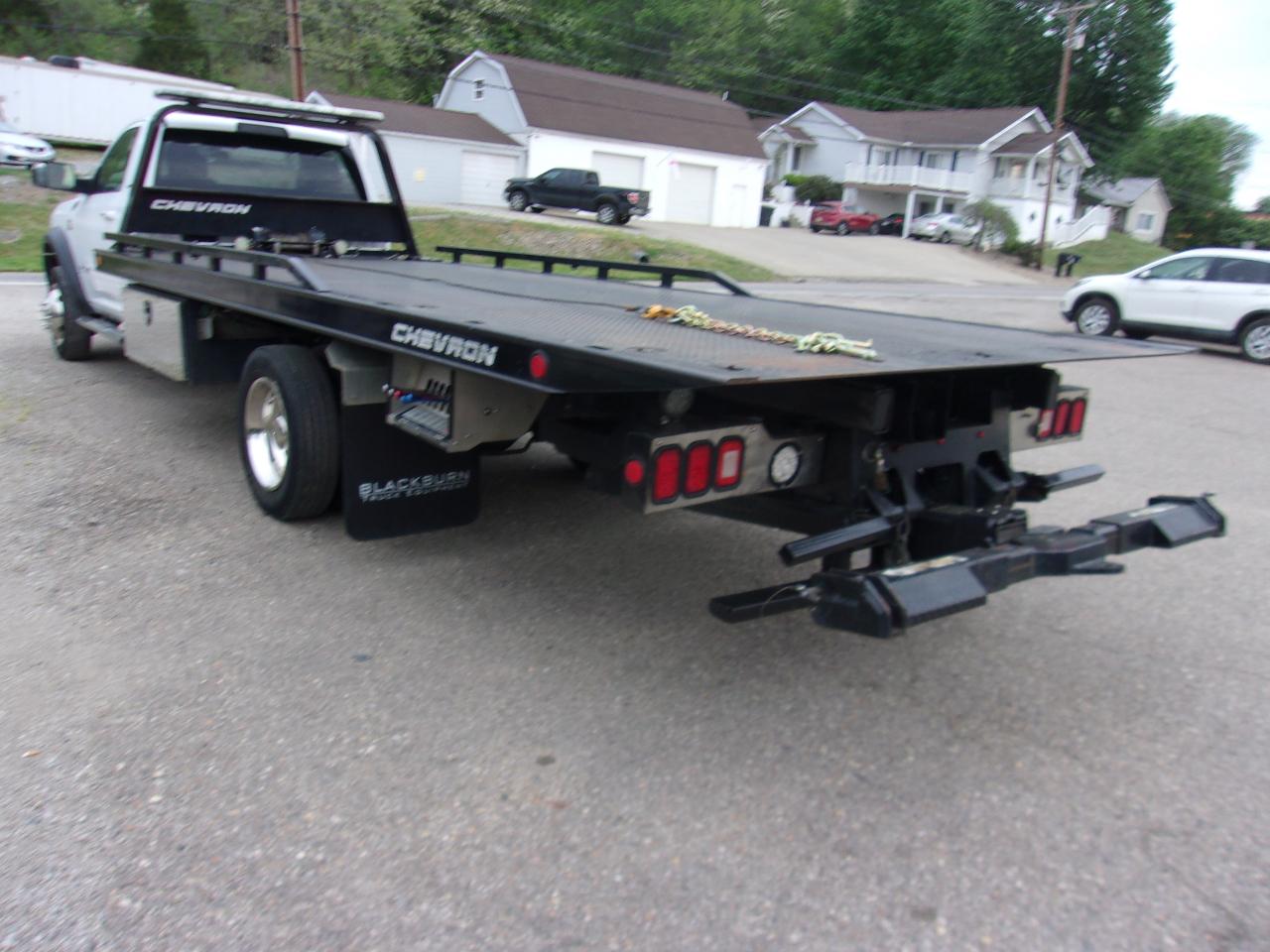 RAM 5500 Chassis Cab SLT 4x2 Reg Cab 120" CA 204.5" WB 2019