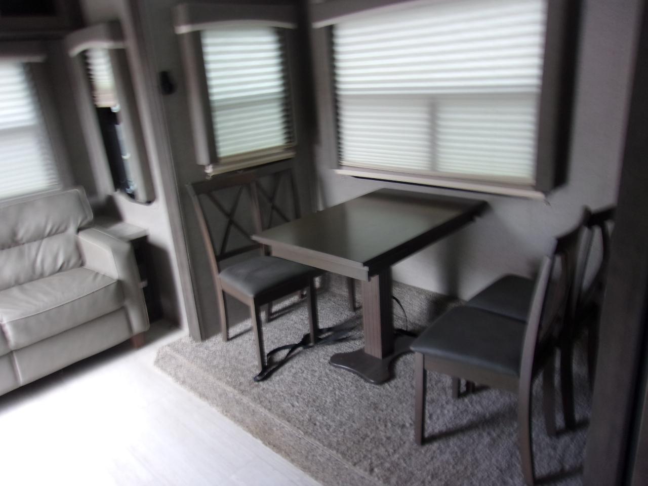 Forest River Rockwood Ultra lite  2020