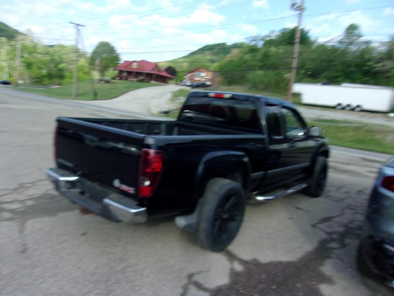 GMC Canyon Ext Cab 125.9" WB 4WD Work Truck 2006