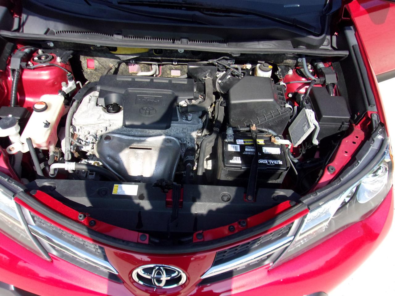 Toyota RAV4 AWD 4dr XLE (Natl) 2015