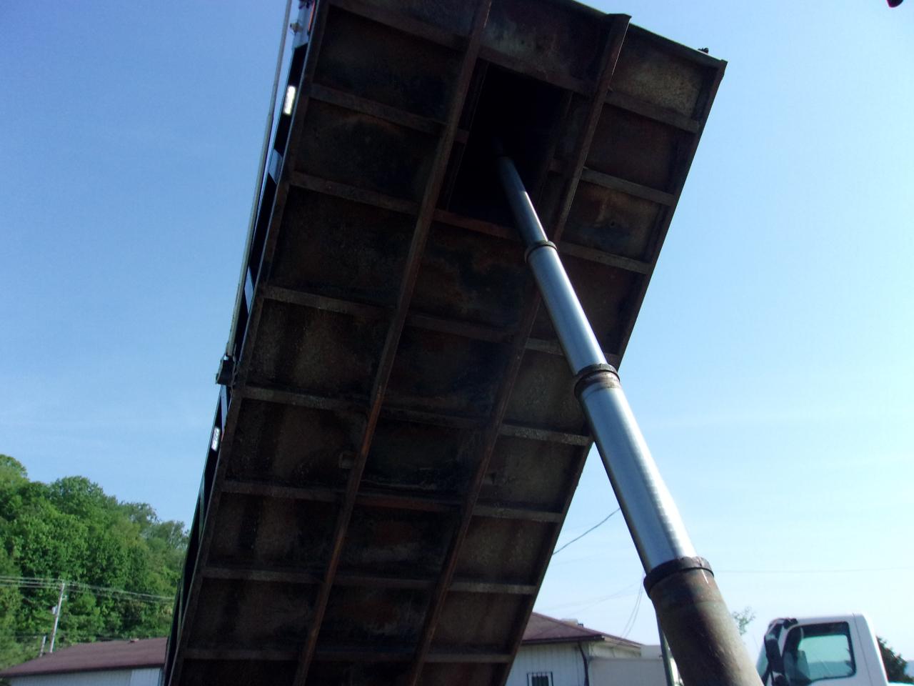 Freightliner M2 106 Medium Duty  2012