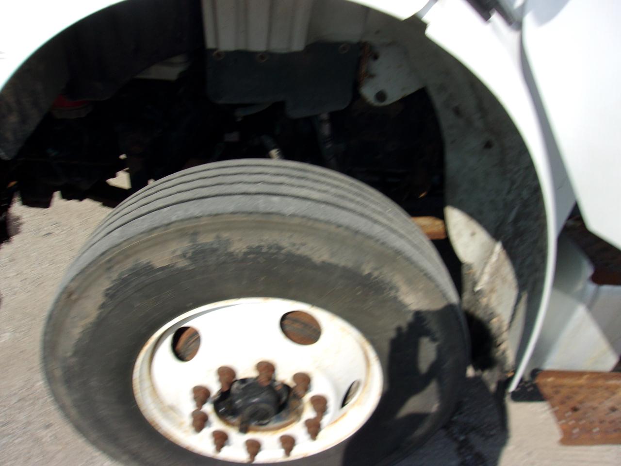 Freightliner M2 106 Medium Duty  2012