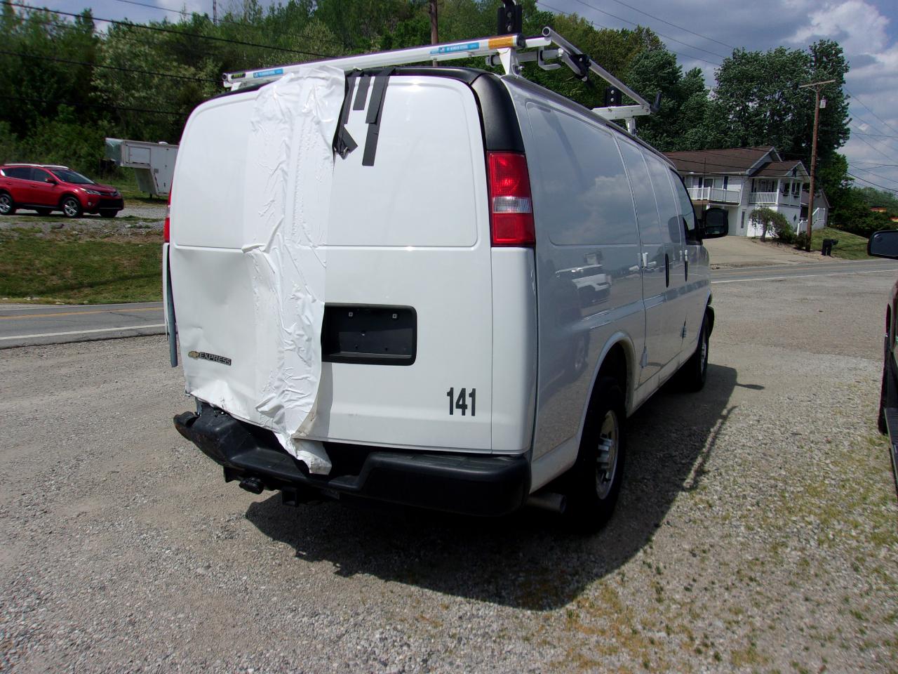 Chevrolet Express Cargo Van RWD 2500 135" 2025