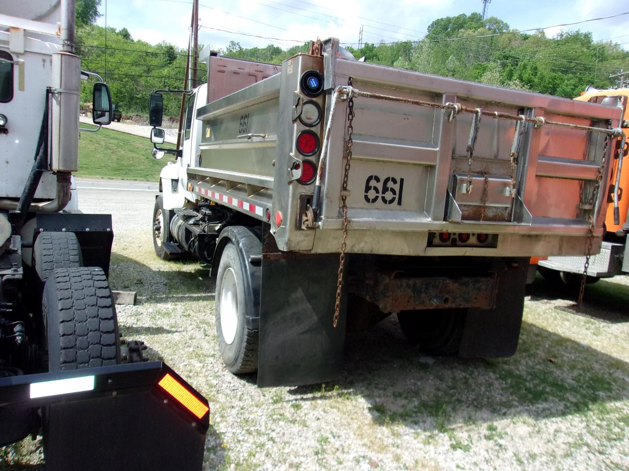 International 7400  2005