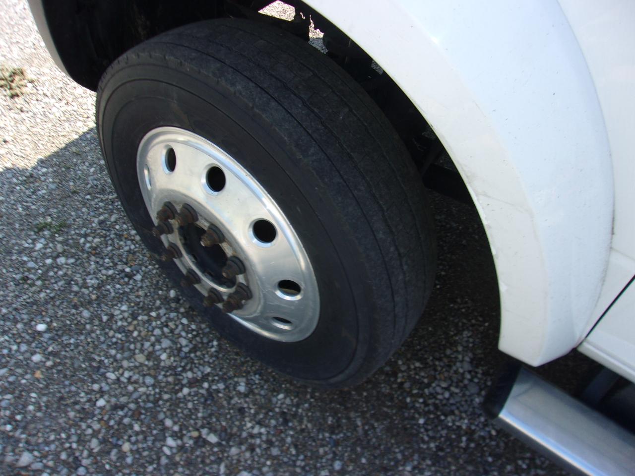 RAM 5500 Chassis Cab SLT 4x2 Reg Cab 120" CA 204.5" WB 2022