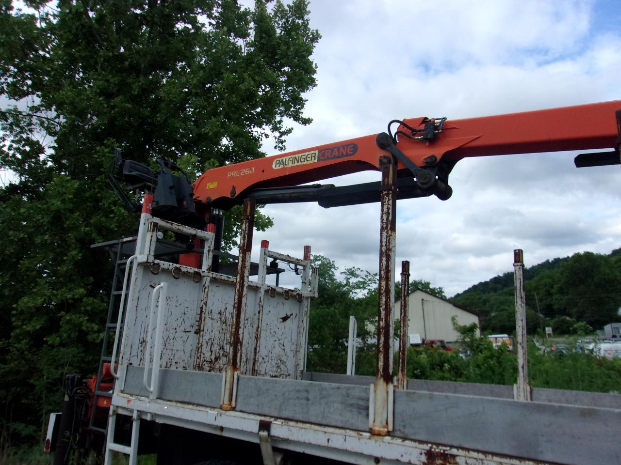 Freightliner M2  2009