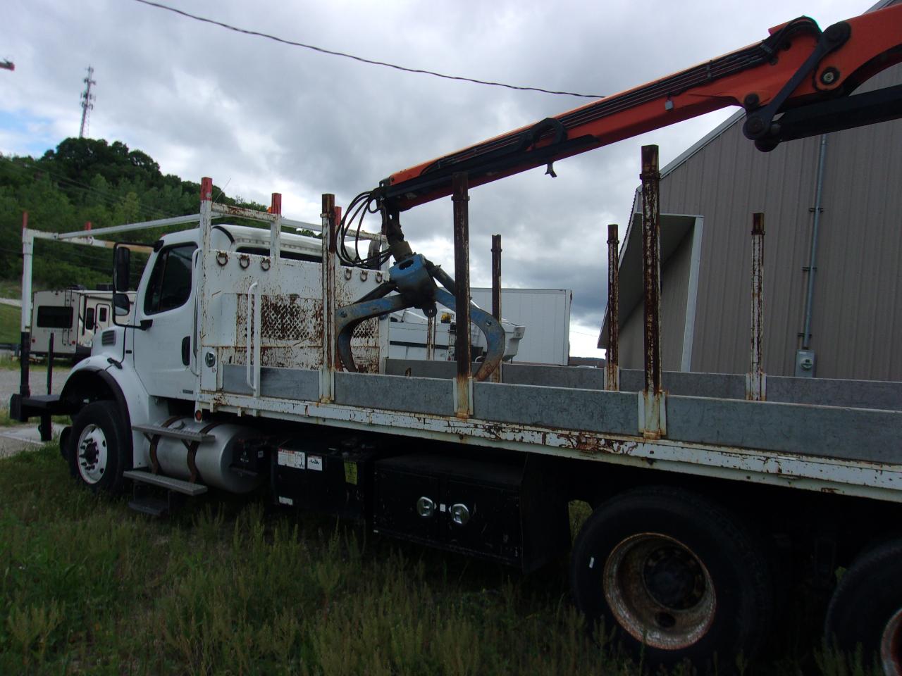 Freightliner M2  2009