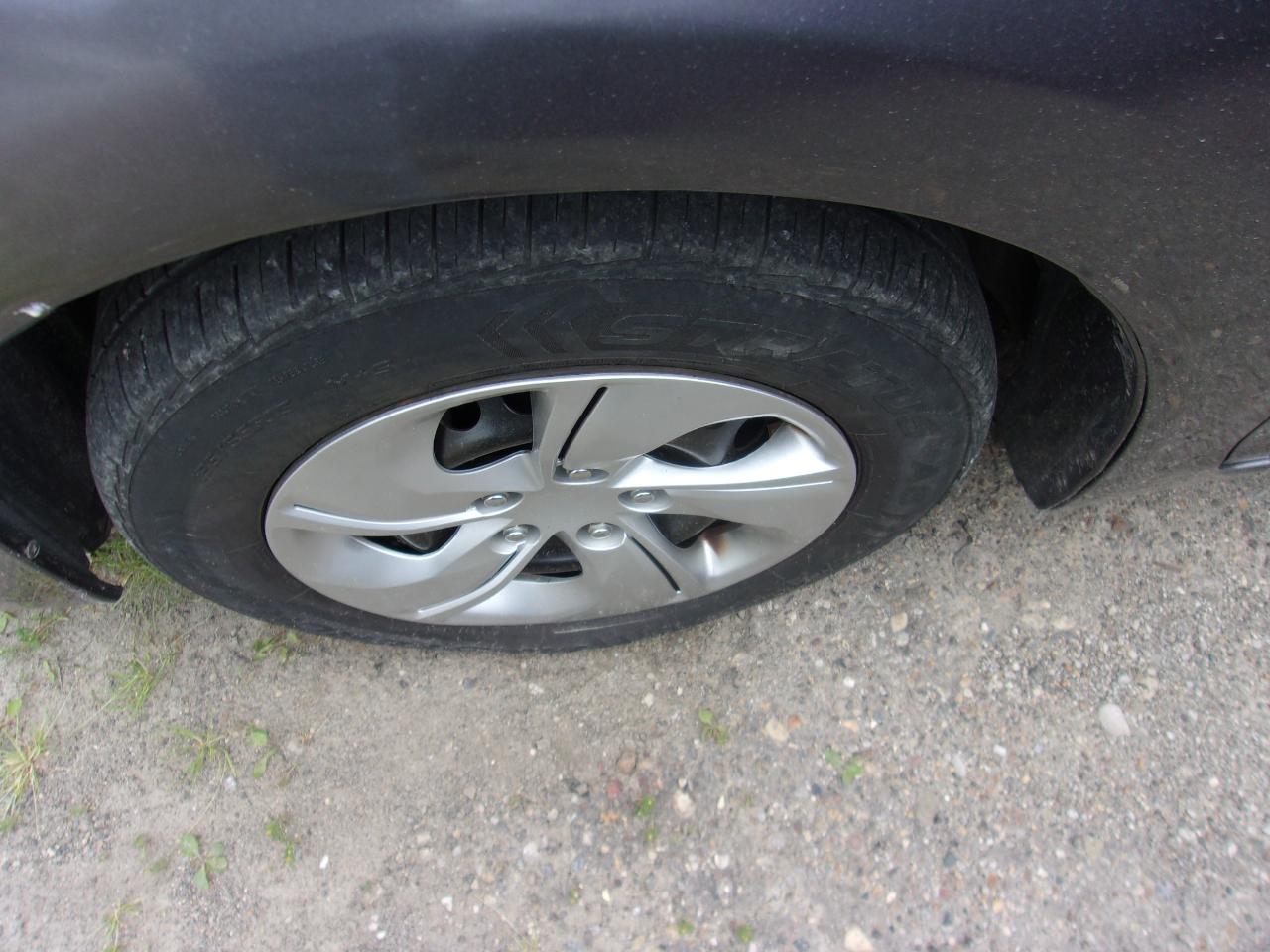 Honda Civic Sedan 4dr CVT LX 2015