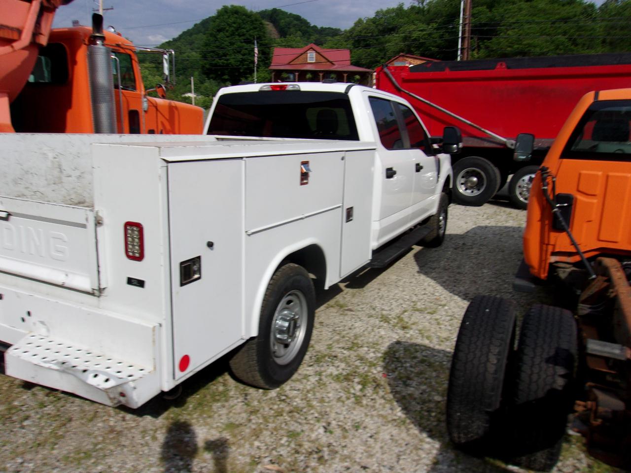 Ford Super Duty F-250 SRW King Ranch 4WD Crew Cab 8' Box 2022