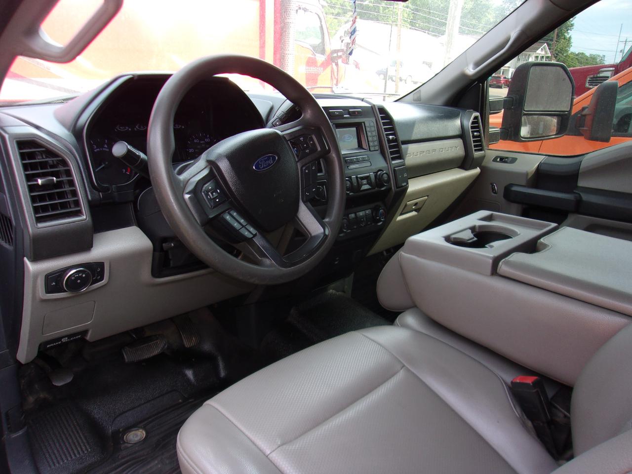 Ford Super Duty F-250 SRW King Ranch 4WD Crew Cab 8' Box 2022