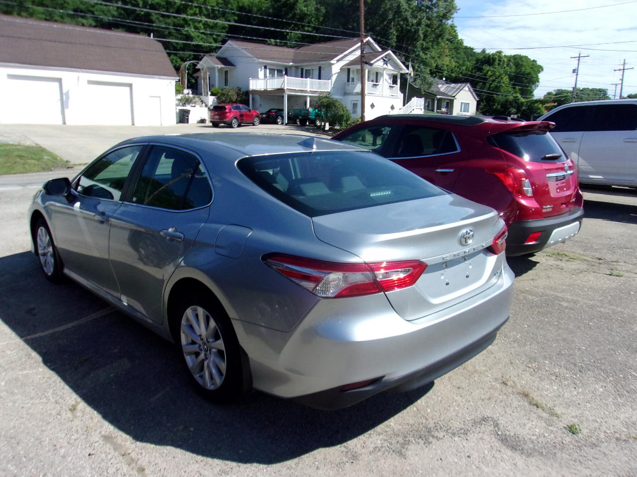 Toyota Camry XLE Auto (Natl) 2019