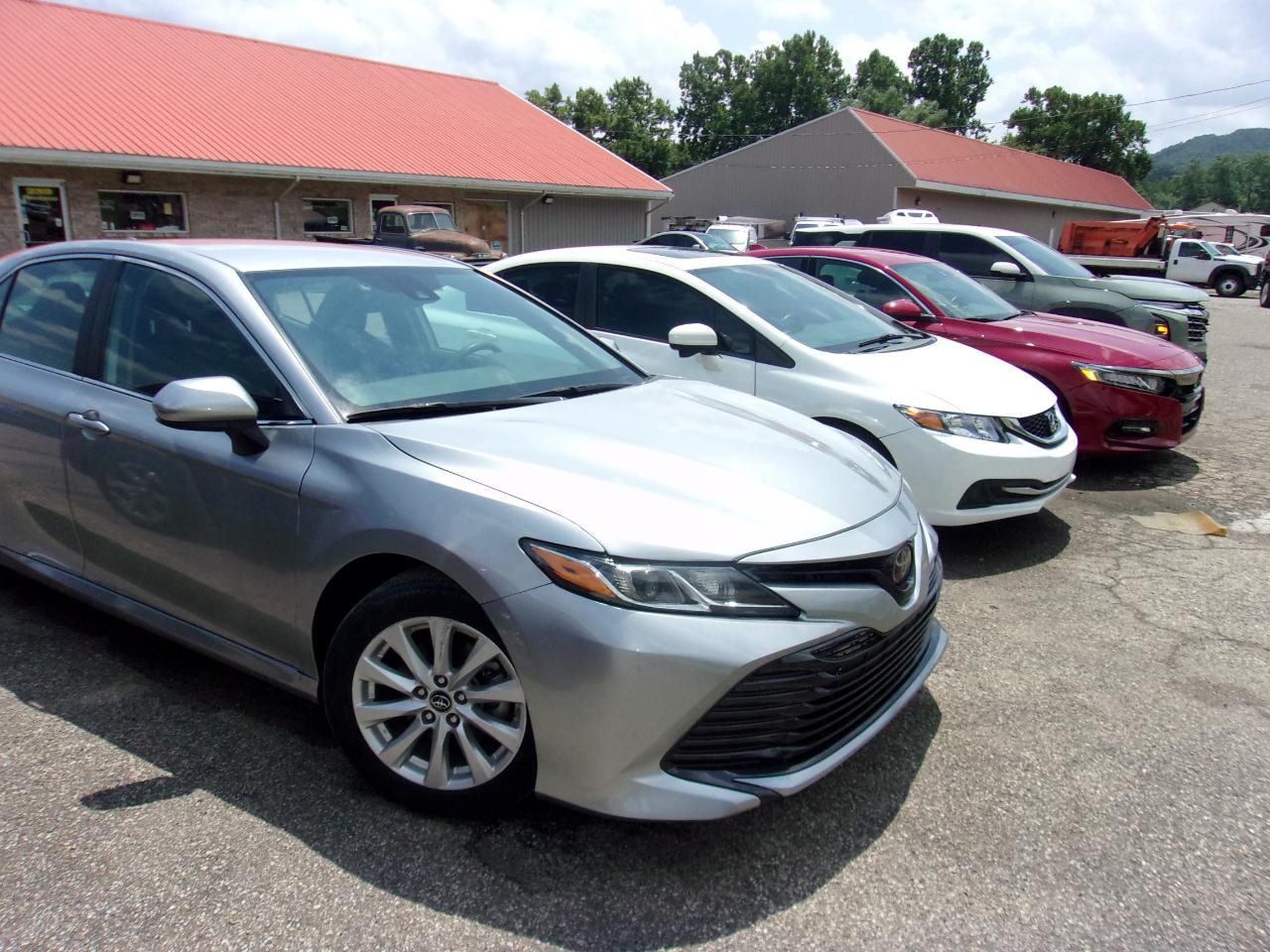 Toyota Camry XLE Auto (Natl) 2019