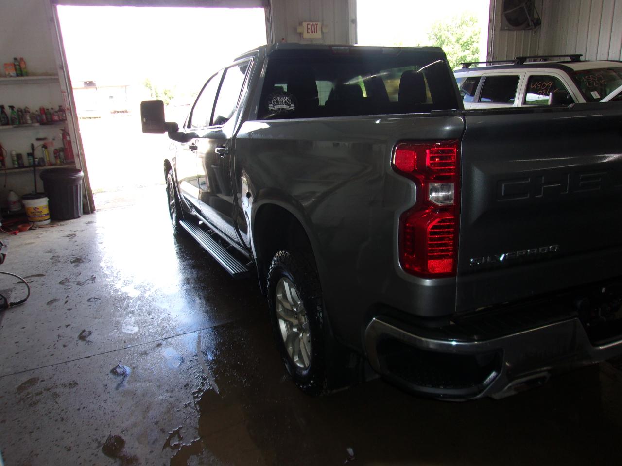 Chevrolet Silverado 1500 4WD Crew Cab 147" LT w/1LT 2021
