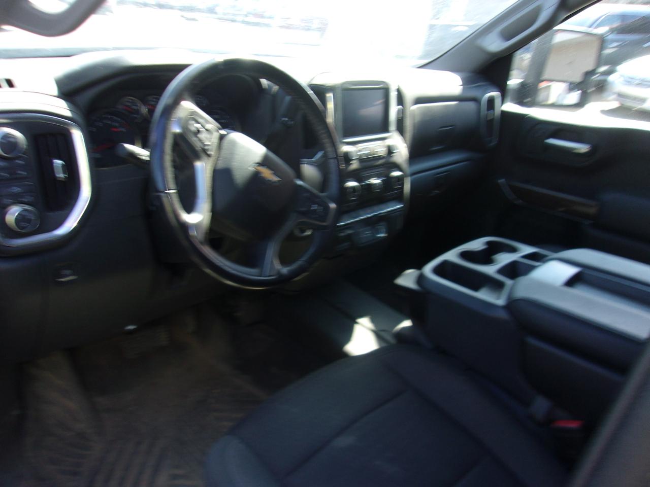 Chevrolet Silverado 1500 4WD Crew Cab 147" LT w/1LT 2021