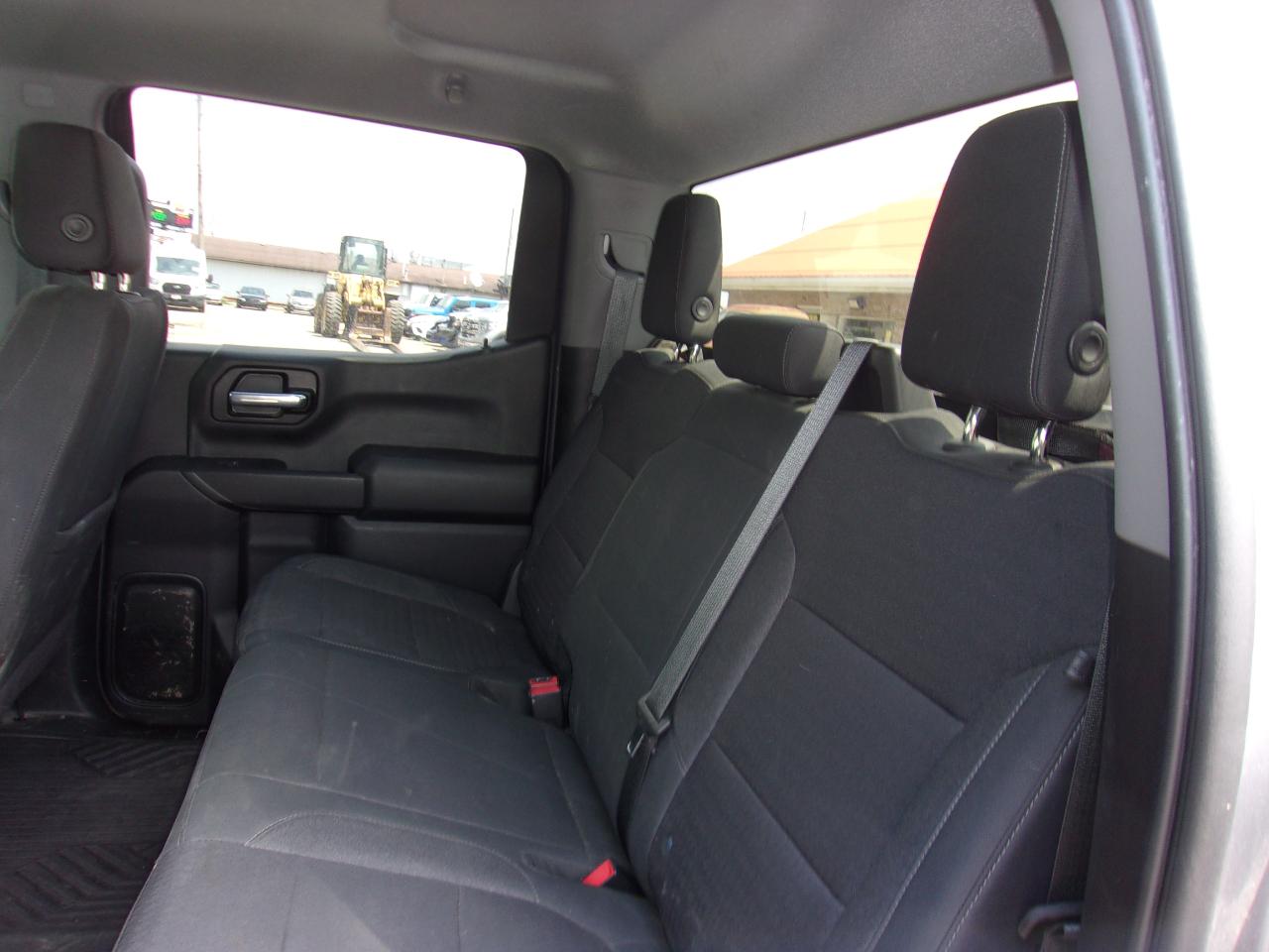 Chevrolet Silverado 1500 4WD Crew Cab 147" LT w/1LT 2021