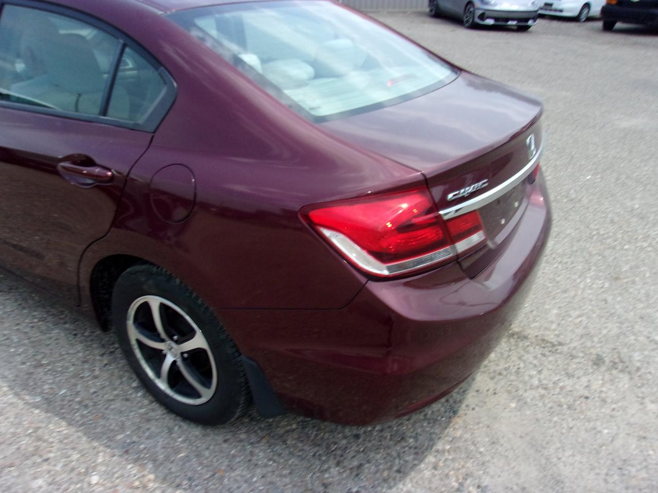 Honda Civic Sedan 4dr CVT LX 2015