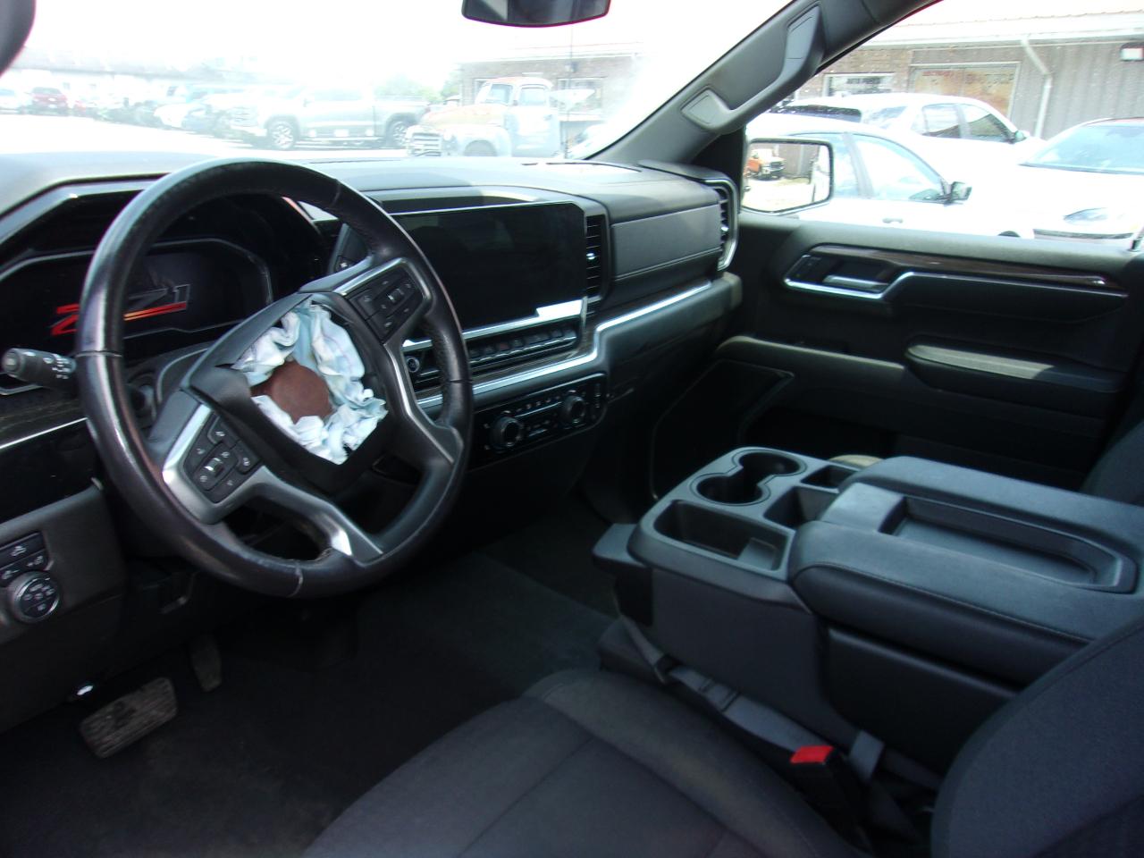 Chevrolet Silverado 1500 4WD Crew Cab 147" RST 2022