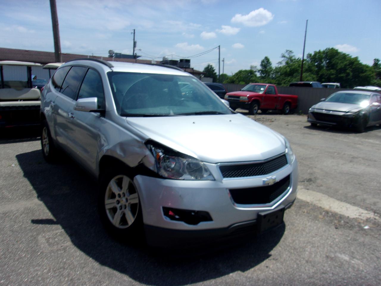 Chevrolet Traverse AWD 4dr LT w/2LT 2012