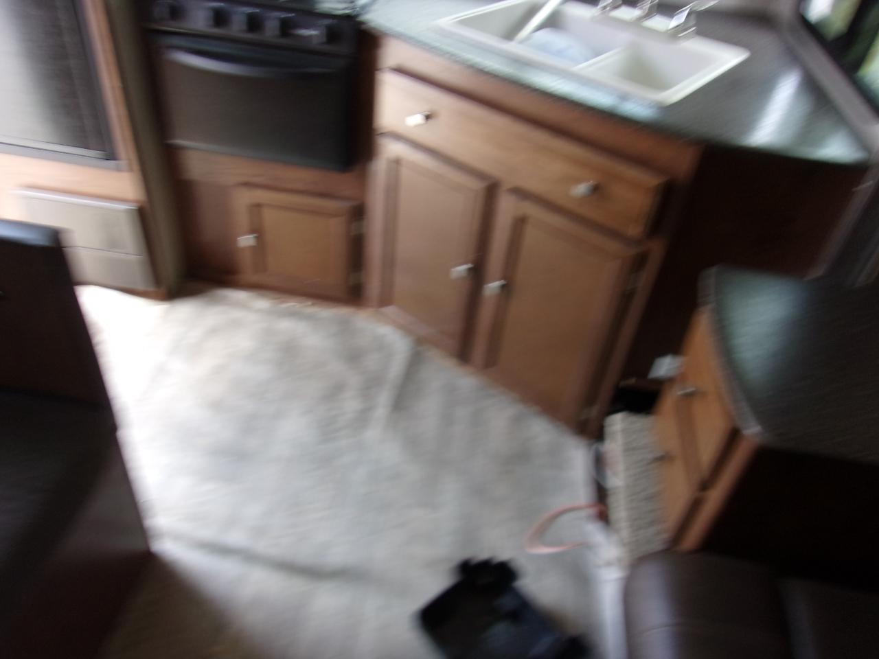 Coachmen Freedom Express 242RBS Travel Trailer 2017