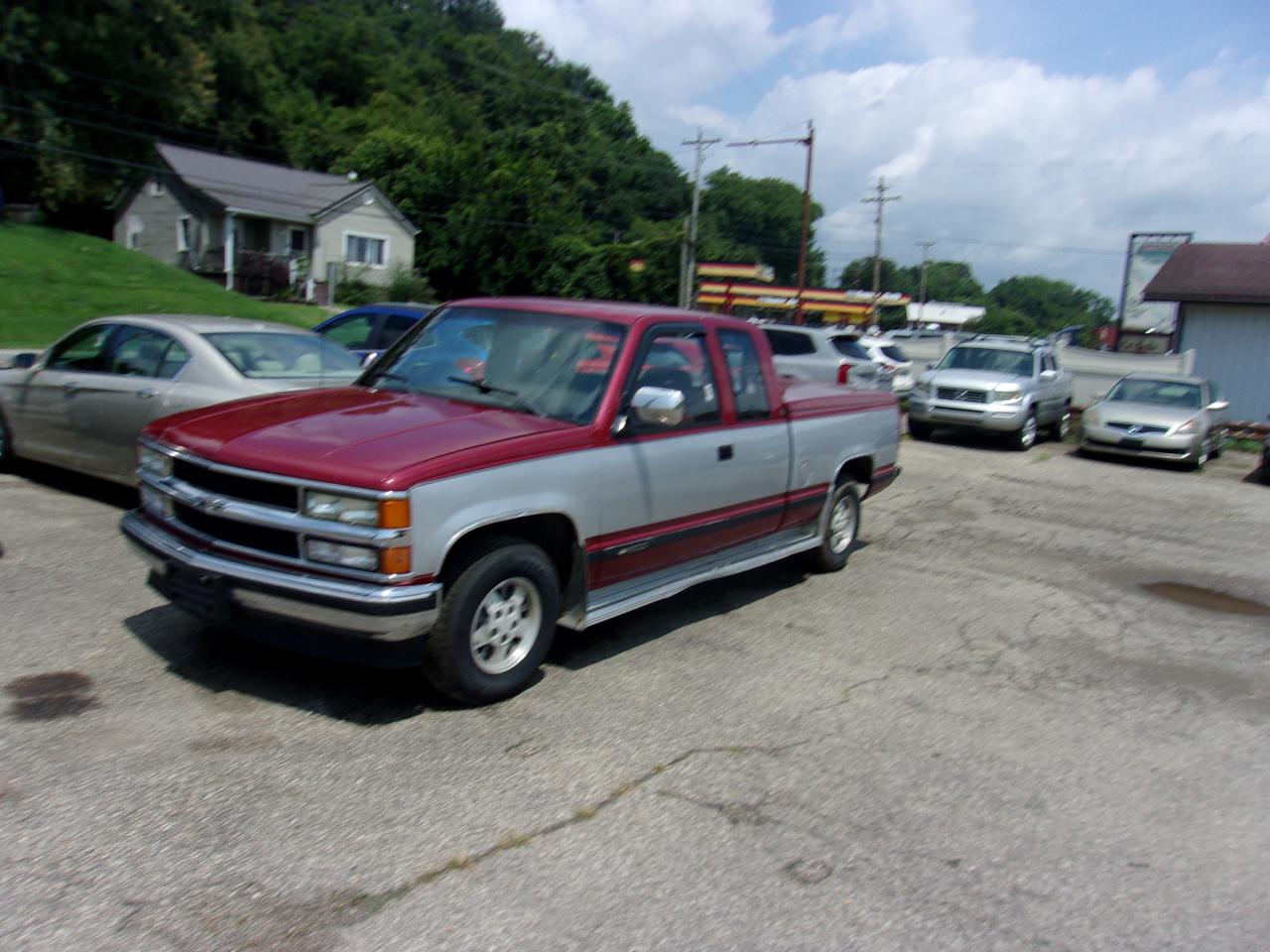 Chevrolet C/K 1500 Ext Cab 141.5" WB 1992