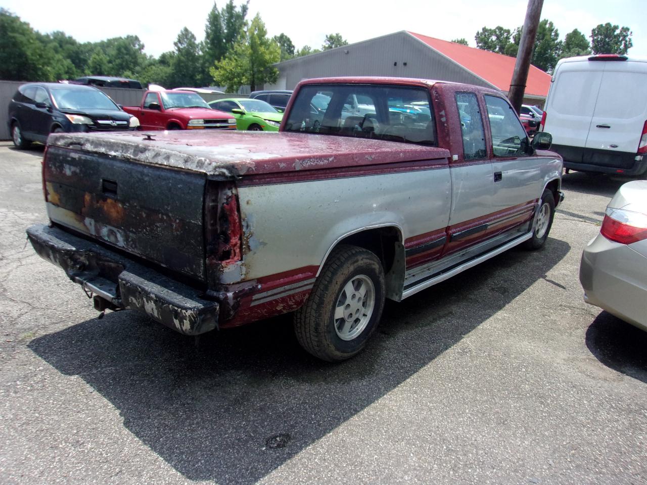 Chevrolet C/K 1500 Ext Cab 141.5" WB 1992