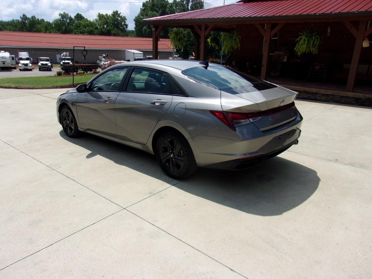 Hyundai Elantra SEL IVT 2023