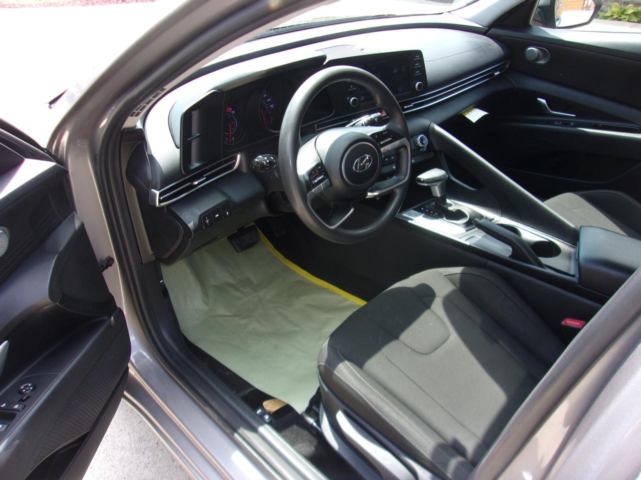 Hyundai Elantra SEL IVT 2023