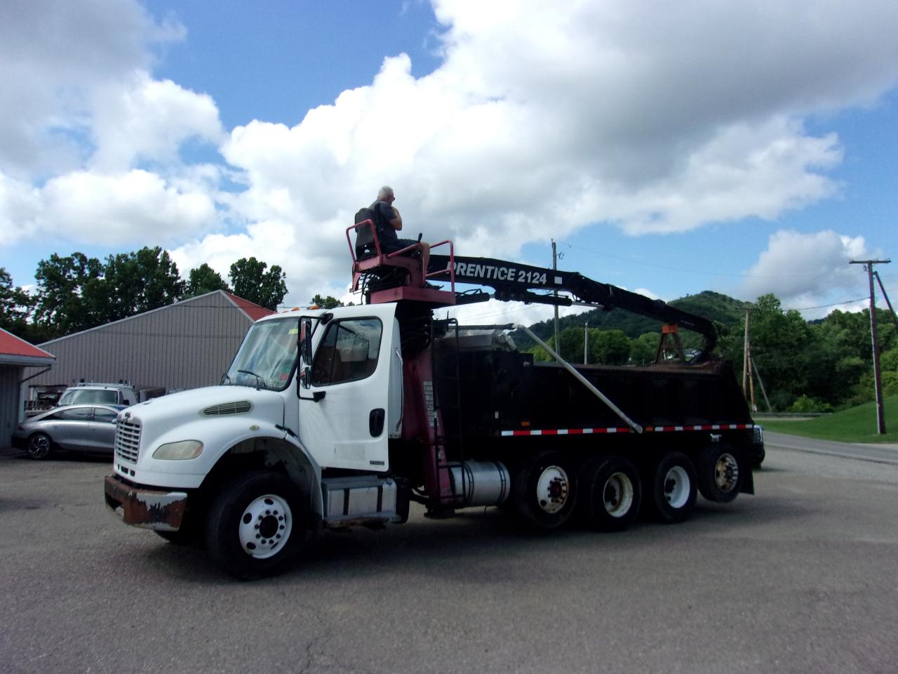 Freightliner M2  2012
