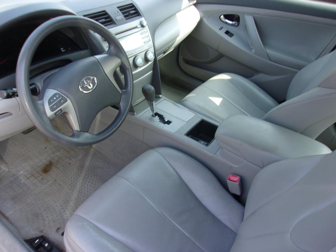 Toyota Camry 4dr Sdn I4 Man (Natl) 2009