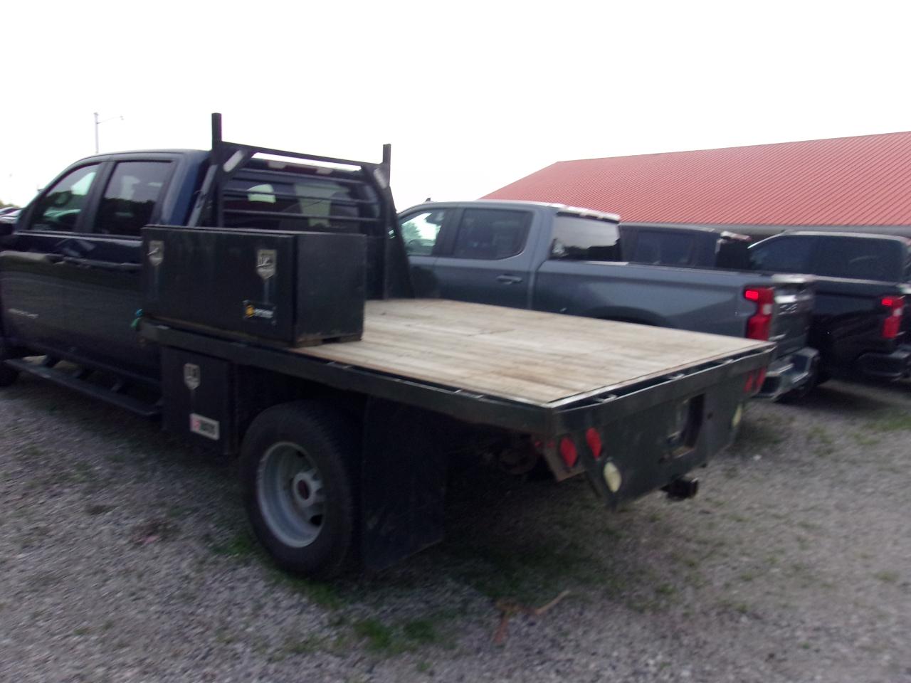 GMC Sierra 3500HD 4WD Crew Cab 172" Pro 2022