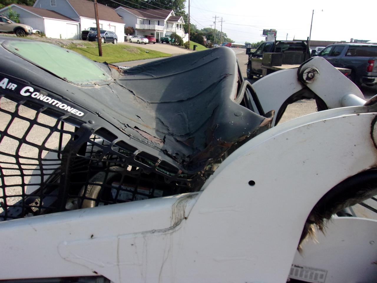 Bobcat T190 Skid Steer  2006