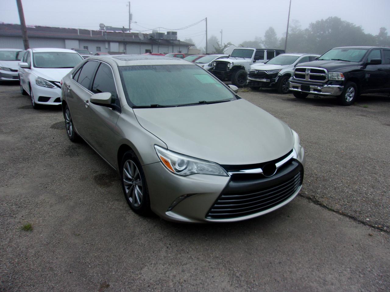 Toyota Camry XLE Auto (Natl) 2017