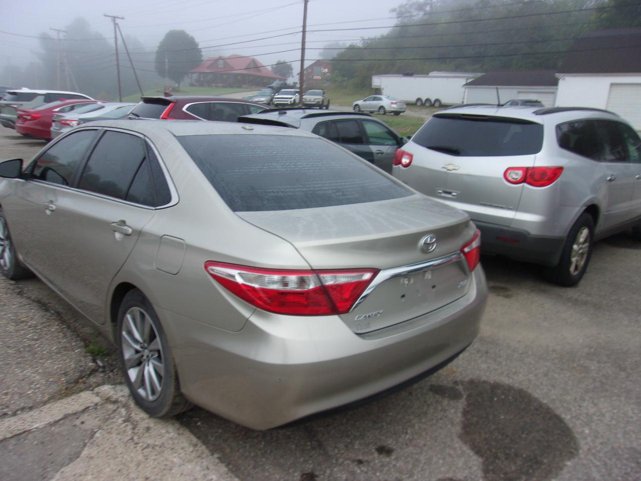Toyota Camry XLE Auto (Natl) 2017