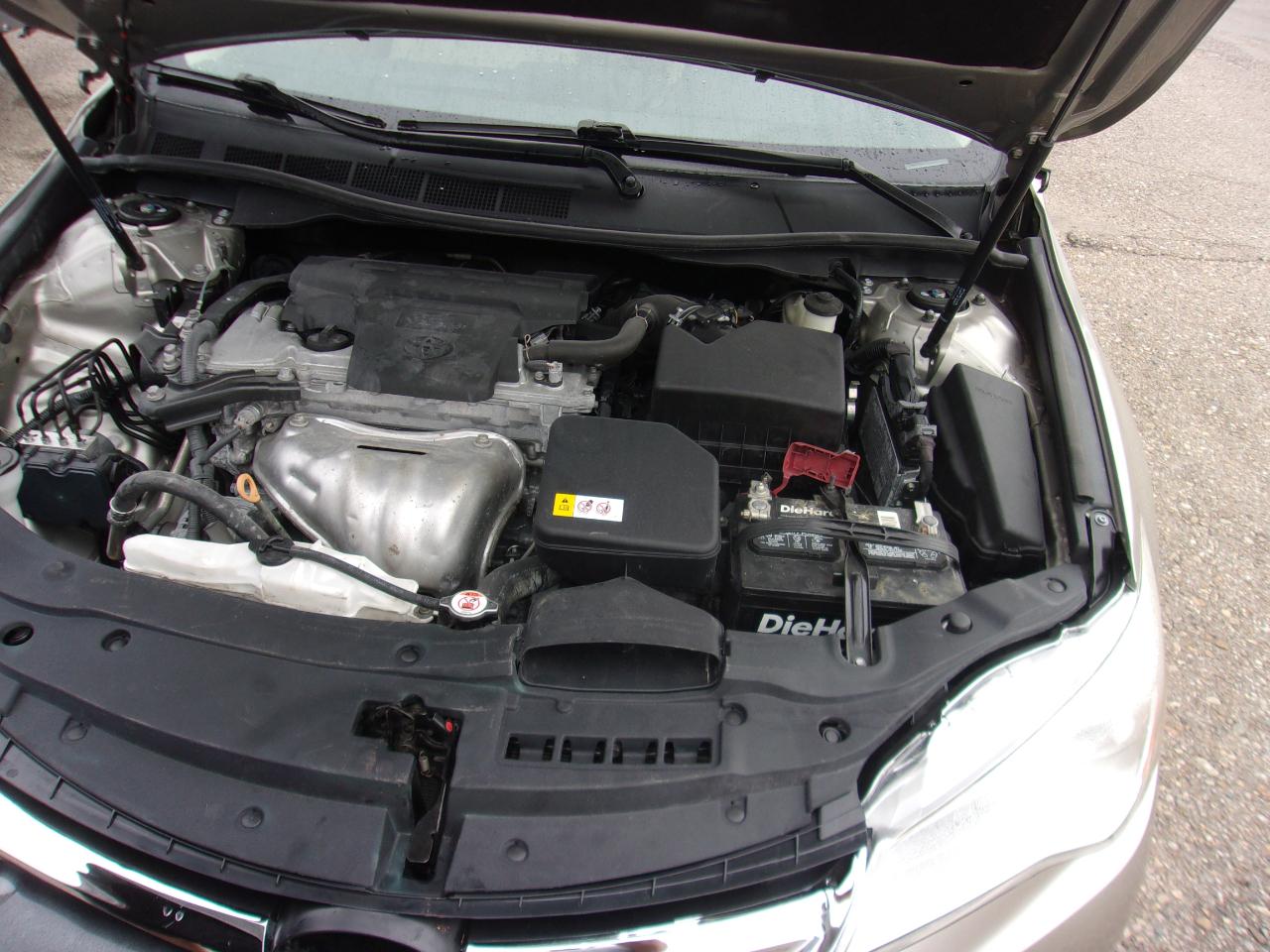 Toyota Camry XLE Auto (Natl) 2017